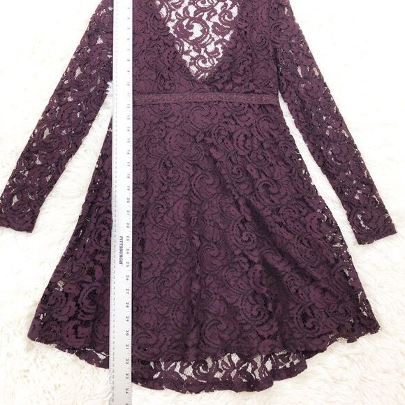 Kimchi Blue Maroon Red Lace Long Sleeve Fit And Flare Empire Waist Dress Size 0 - Picture 4 of 8